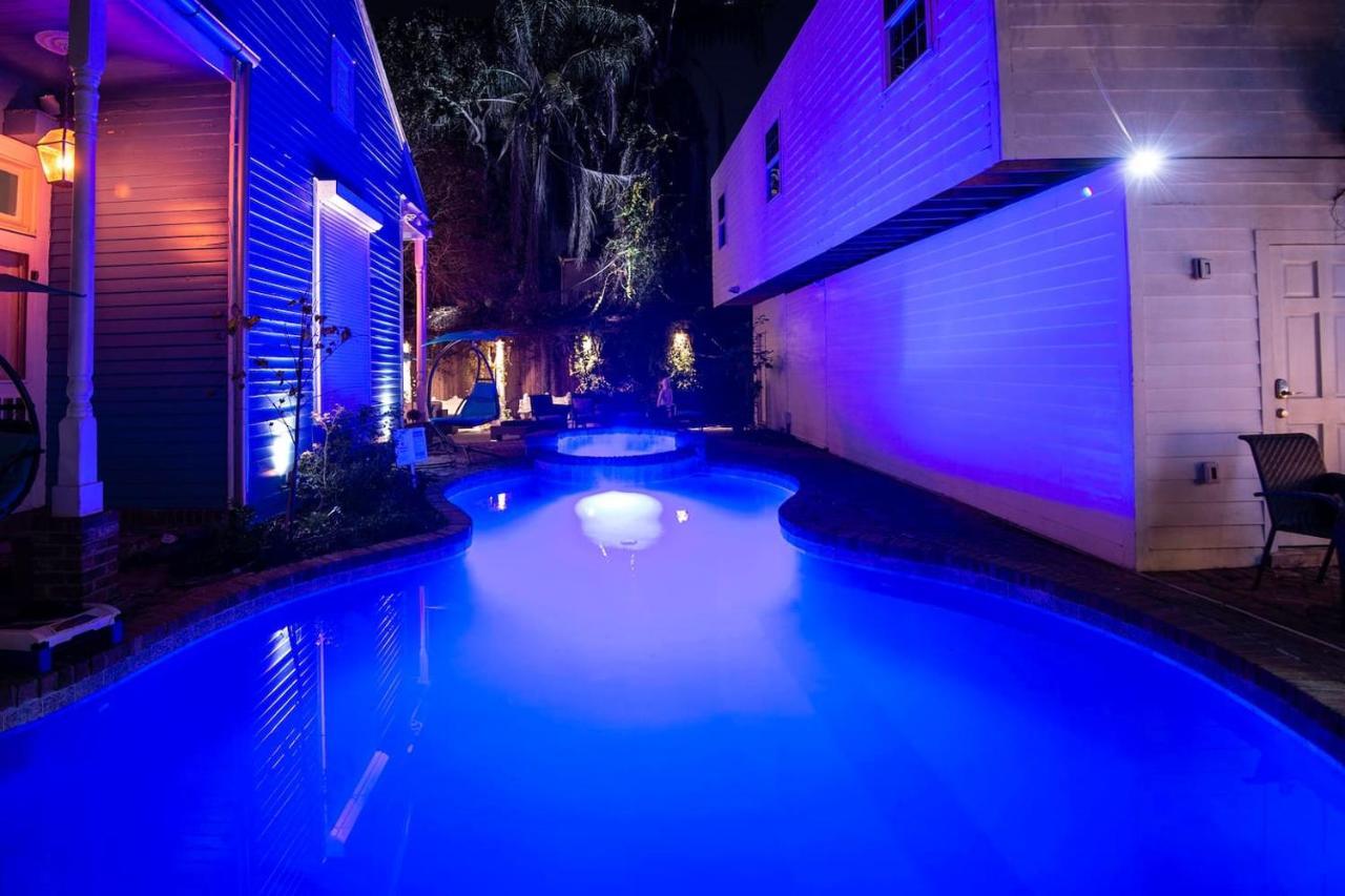 4 Bedroom - Sleeps 8! Celebrity Villa Next To Frenchman St นิวออร์ลีนส์ ภายนอก รูปภาพ