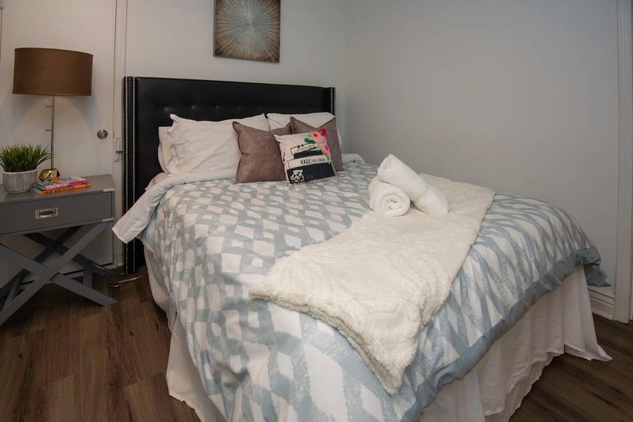 4 Bedroom - Sleeps 8! Celebrity Villa Next To Frenchman St นิวออร์ลีนส์ ภายนอก รูปภาพ